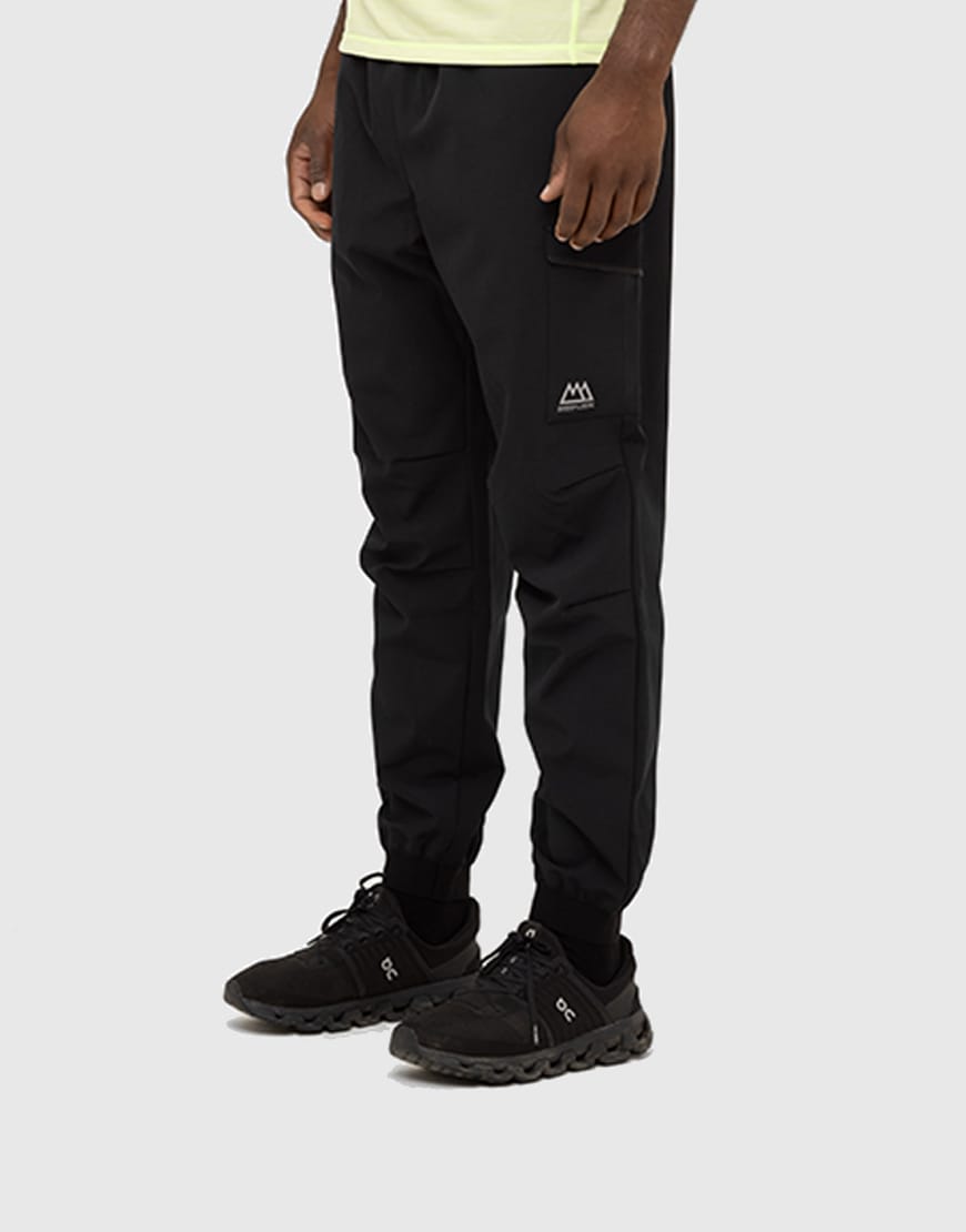 Elevate Trackpant // Black - Image 8