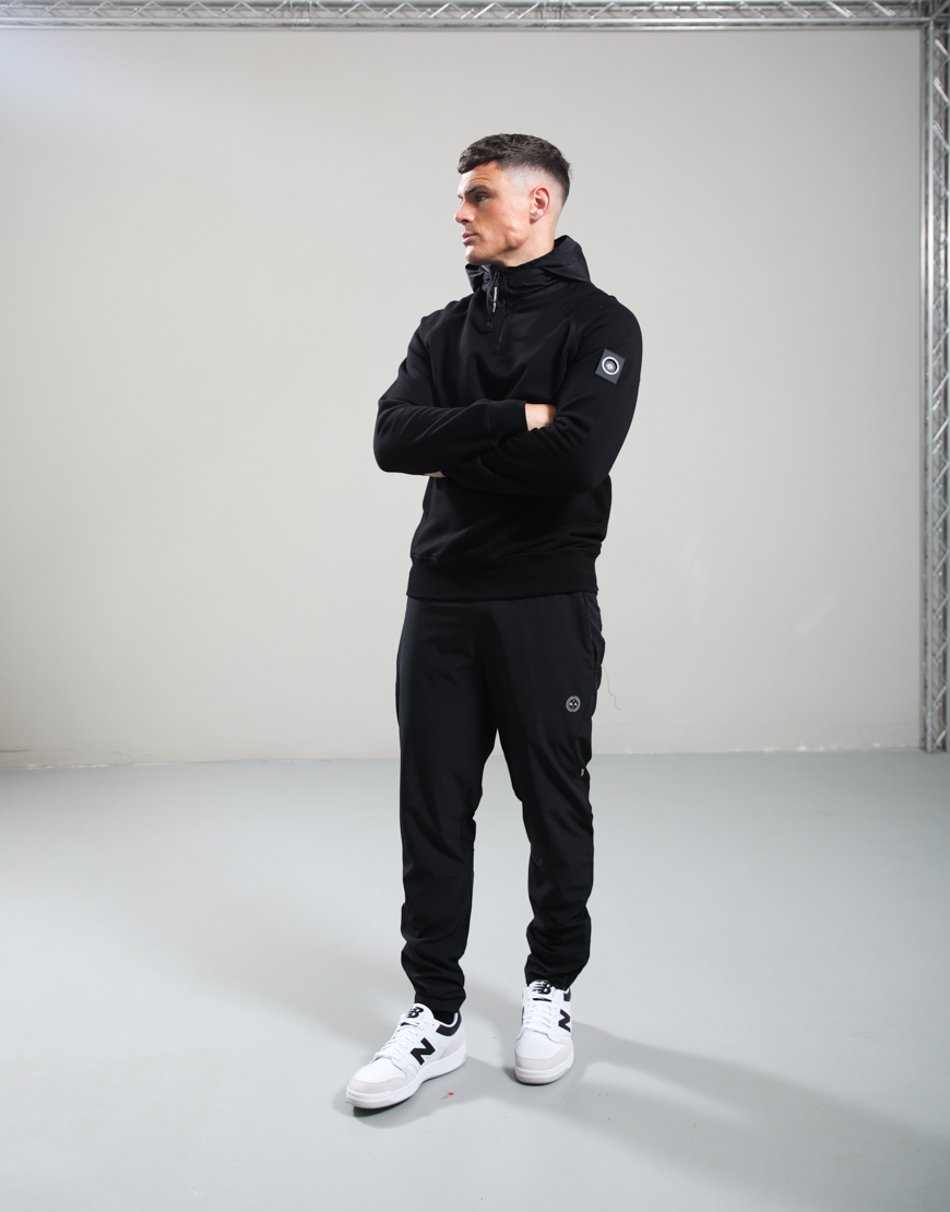 Stanford 1/4 Zip Sweat // Black - Image 4